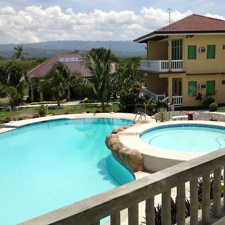 Moalboal Beach Resort Alcantara  Quarto foto