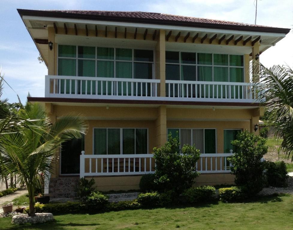 Moalboal Beach Resort Alcantara  Quarto foto