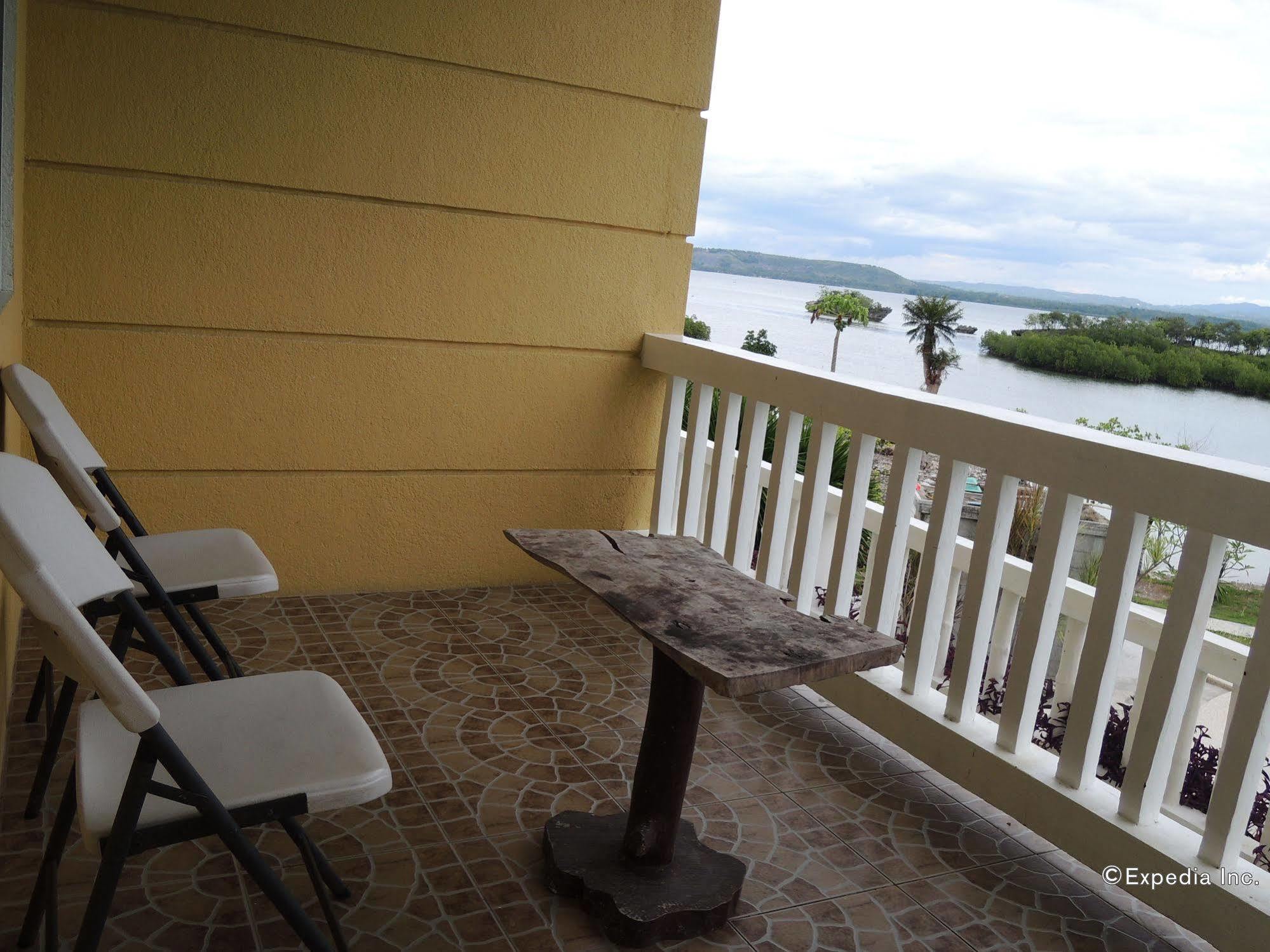 Moalboal Beach Resort Alcantara  Exterior foto